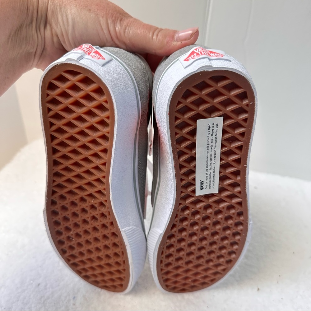 Kids Vans Sneakers in Gray and Pink - Picture 7 of 12